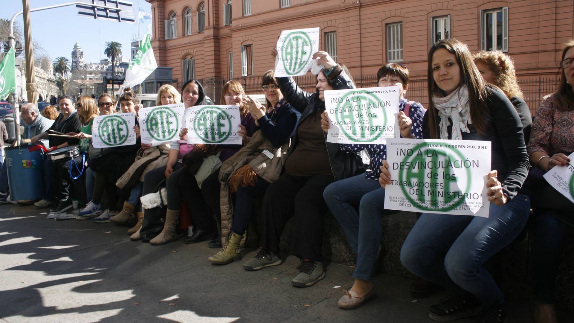 Movilización contra los despidos en el Ministerio de Energía