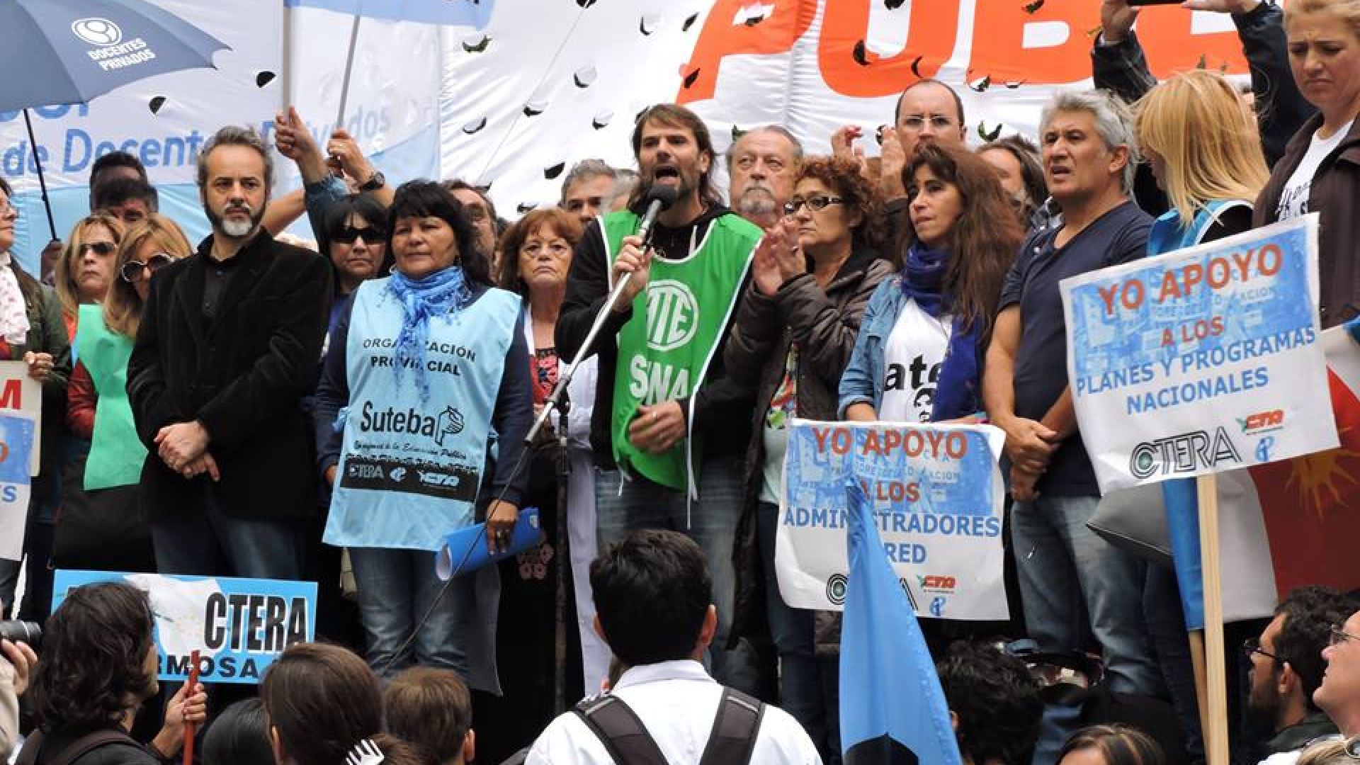 <strong>ATE Capital</strong> movilizó junto a los docentes