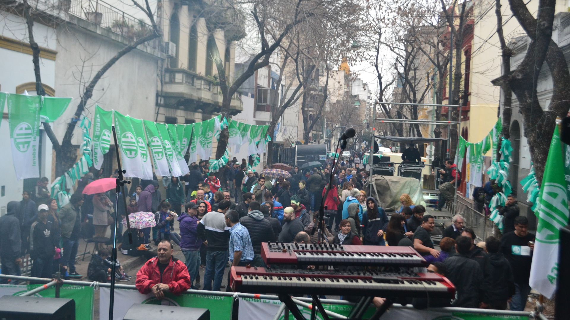 Comenzó el Festival del Día del Trabajador y la Trabajadora Estatal