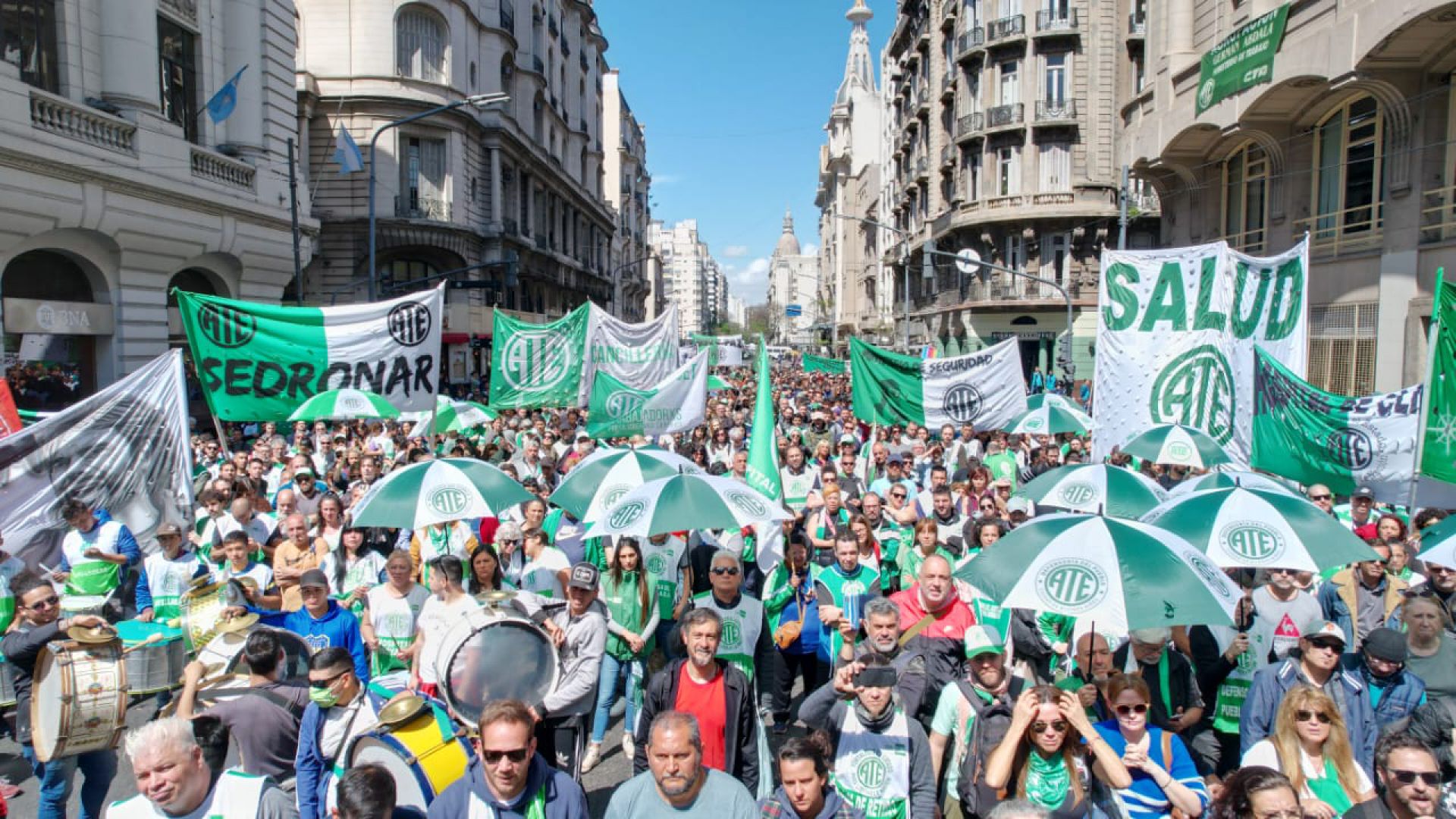 Catalano frente al Ministerio de Trabajo: 