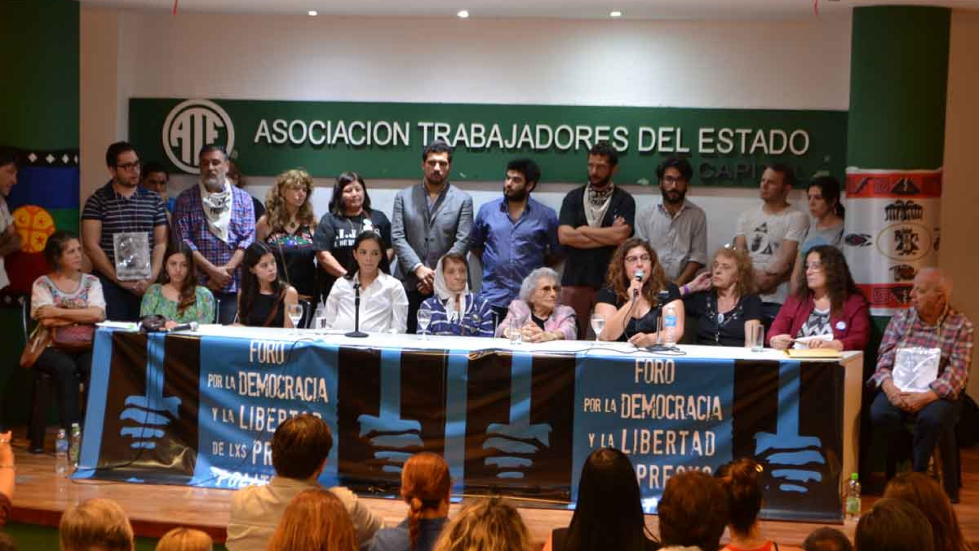 Se lanzó el Foro por la Democracia y la Libertad de los  Presos Políticos