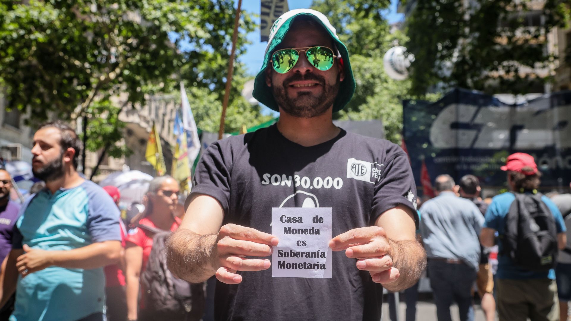 Por una Argentina sin hambre, con paz, justicia social y soberanía