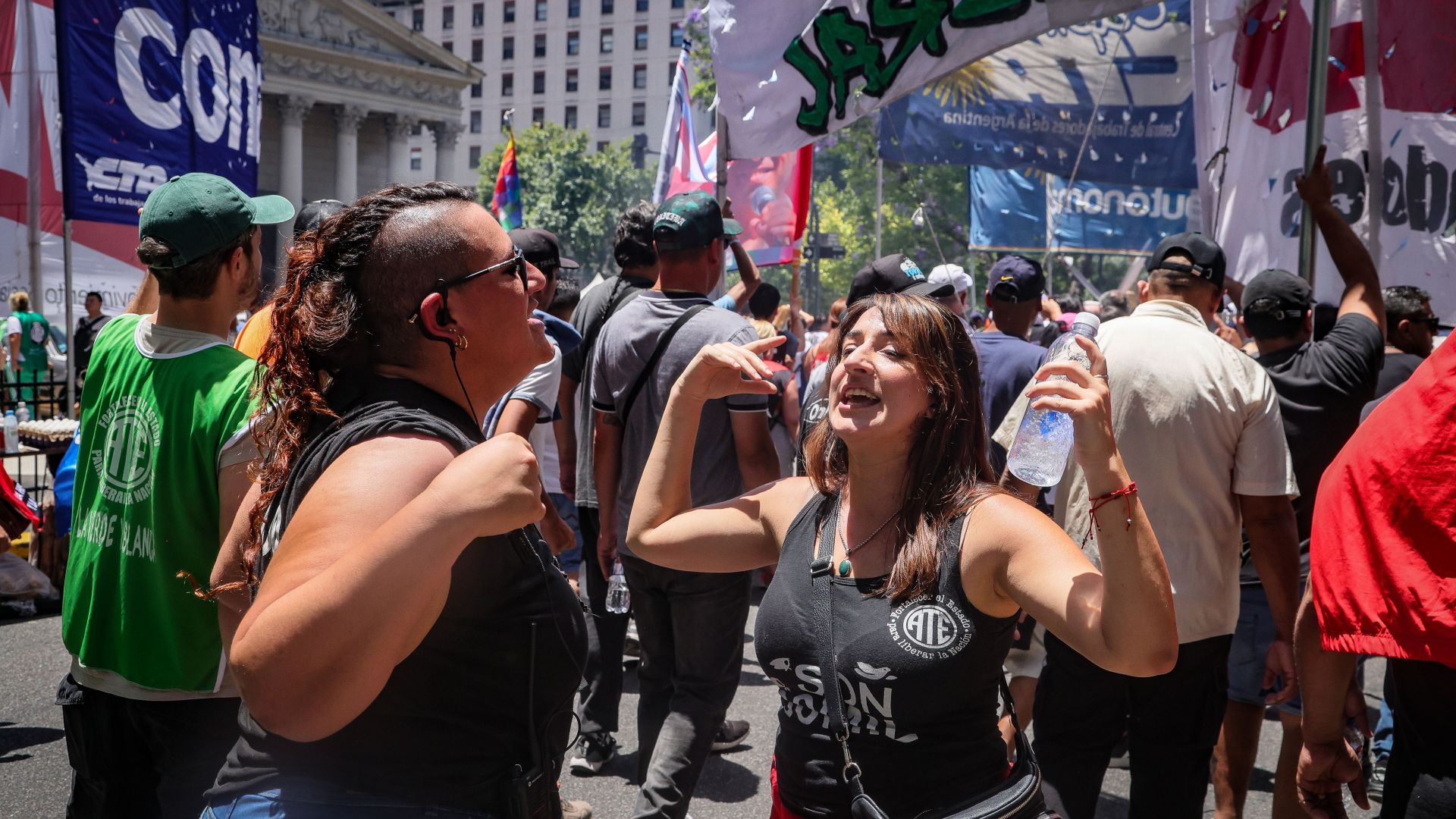 Por una Argentina sin hambre, con paz, justicia social y soberanía