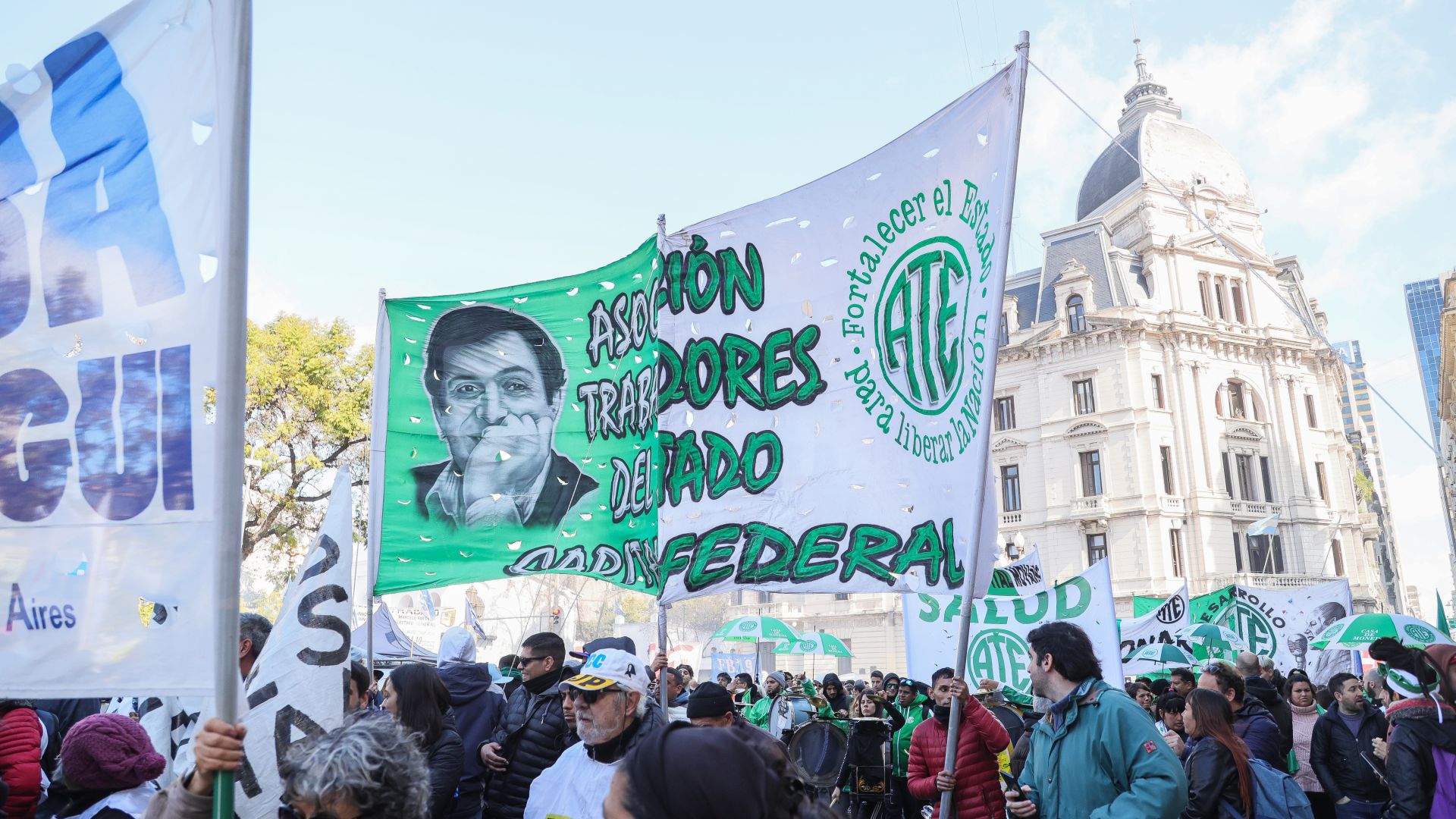 Marchamos a Plaza de Mayo por paz, pan, tierra, techo y trabajo