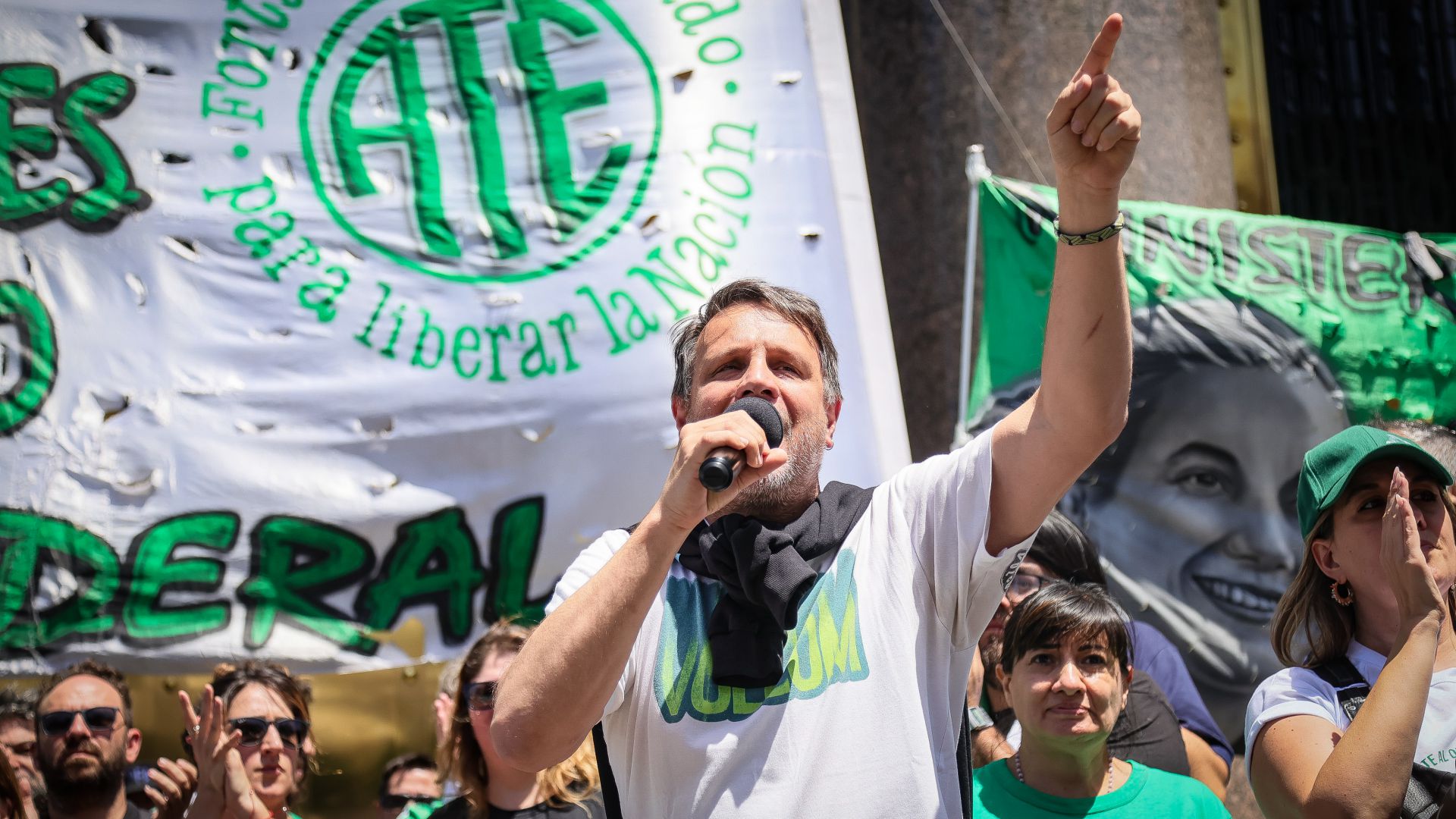 Basta de desguazar al Estado, basta de hambrear al pueblo trabajador