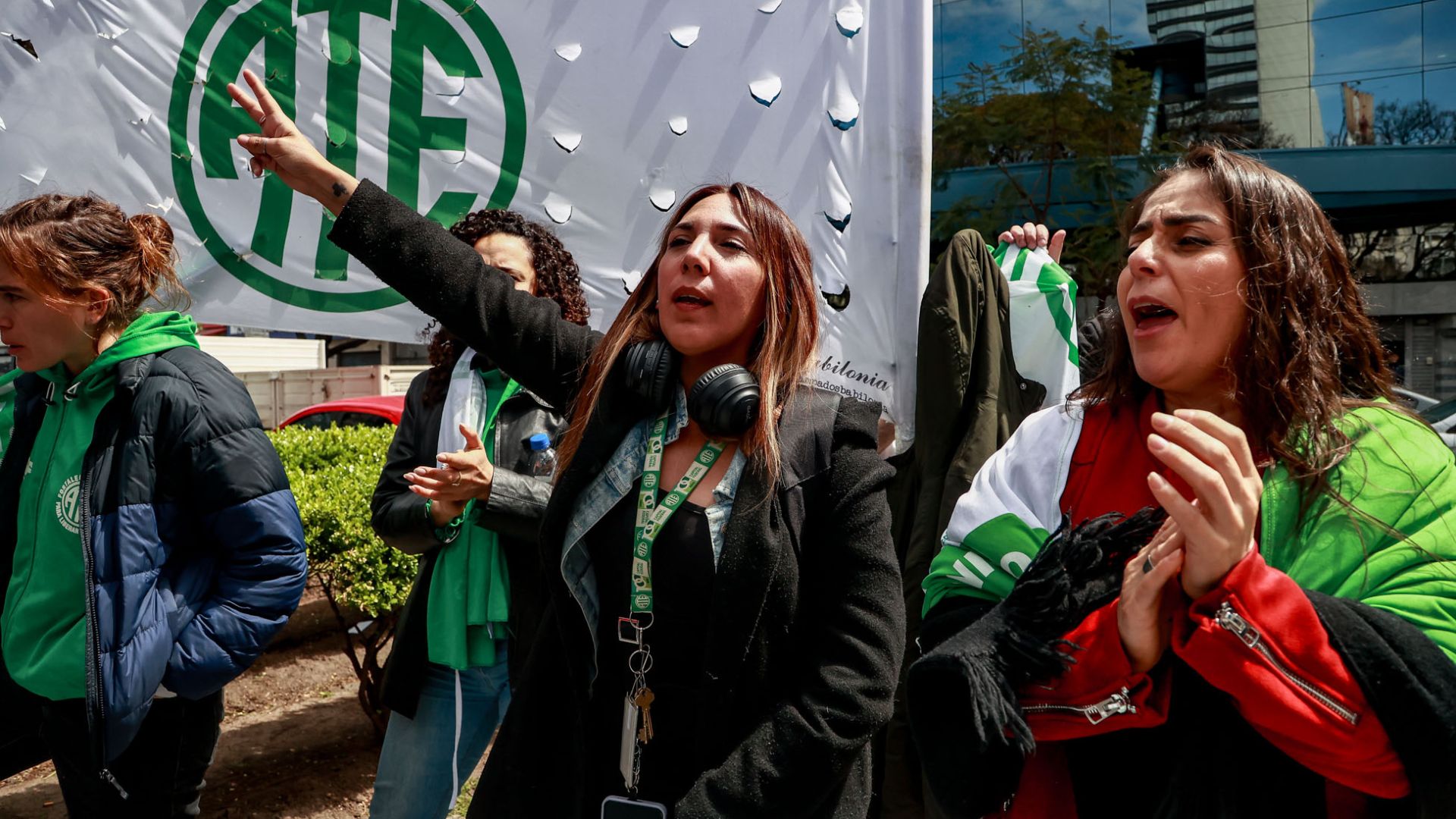 Vaciamiento, pérdida salarial y deterioro de condiciones laborales de la mano de Pettovello