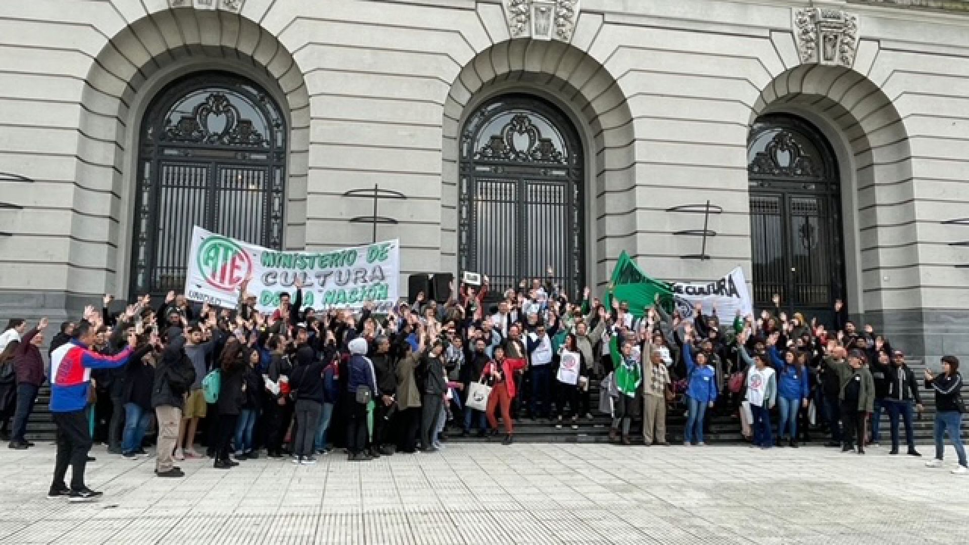 Histórica jornada de lucha en todos los Organismos