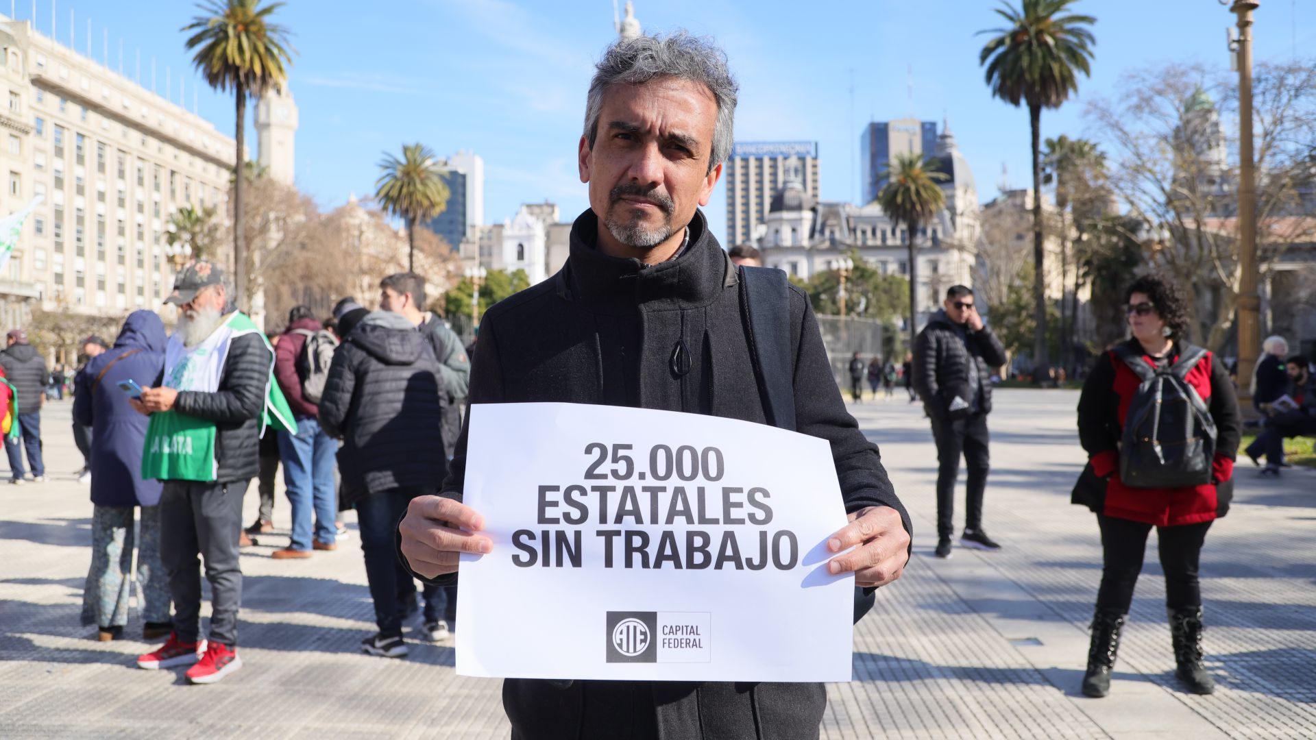 Sabemos de lucha, sabemos de resistencia: Olla popular en Plaza de Mayo