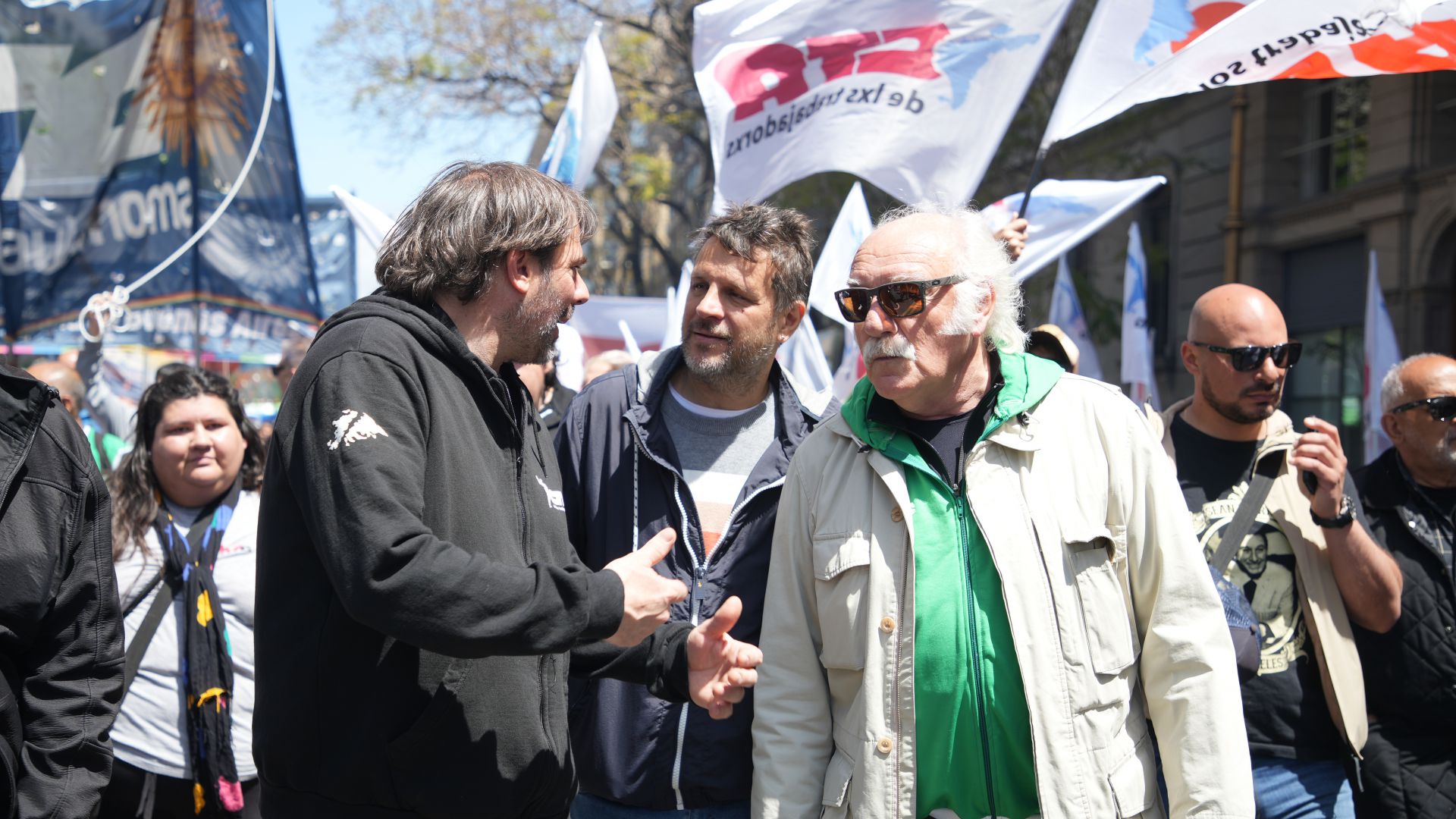 La Plaza de Mayo se llenó de dignidad