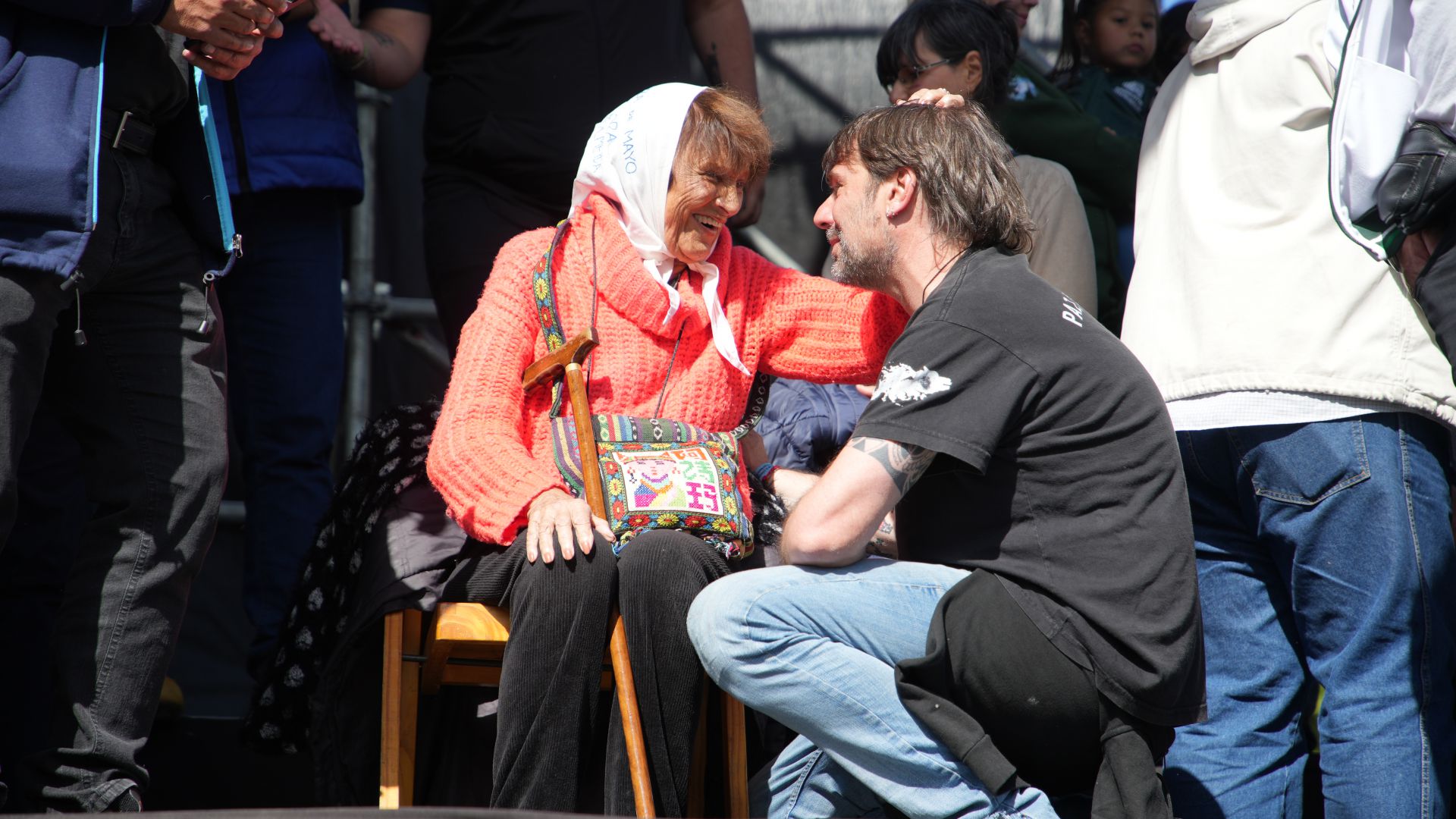 La Plaza de Mayo se llenó de dignidad