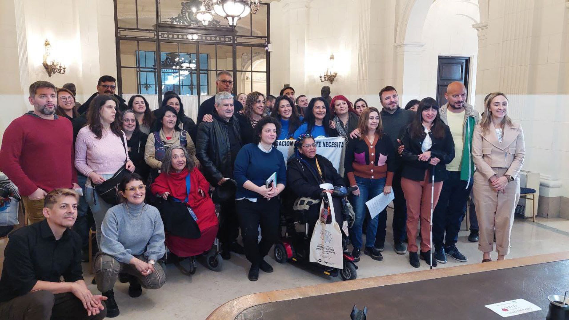 Presentación de proyecto para ampliar las licencias especiales para les trabajadores estatales