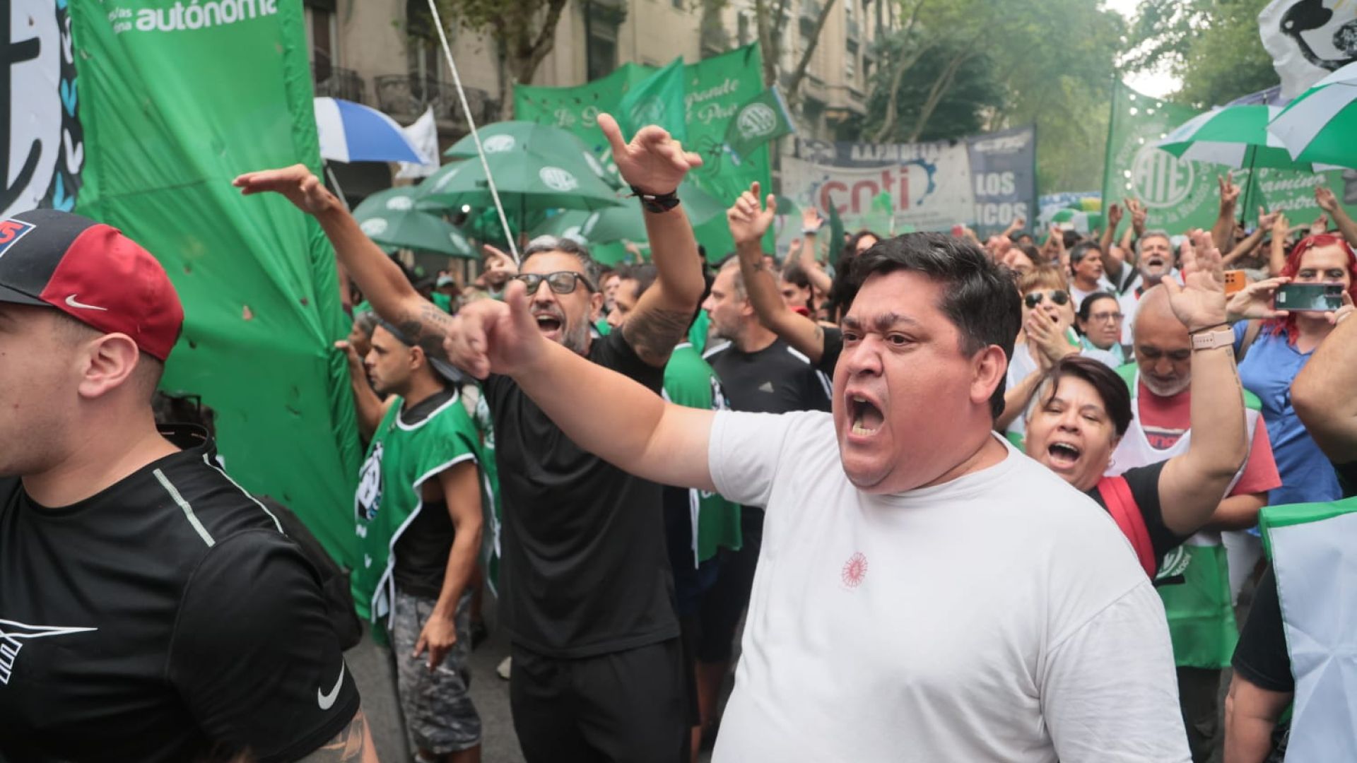 PARAMOS Y MOVILIZAMOS CONTRA LA REFORMA LABORAL