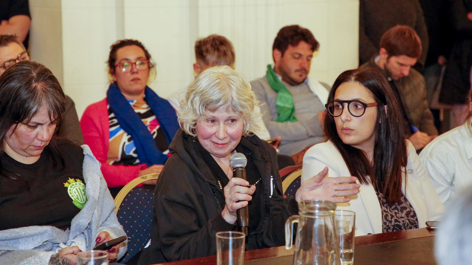 Presentes en la Comisión de Trabajo de la Legislatura porteña