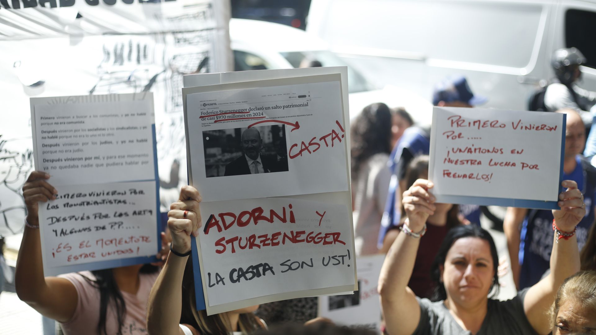 Alerta y movilización en la Secretaría de Trabajo